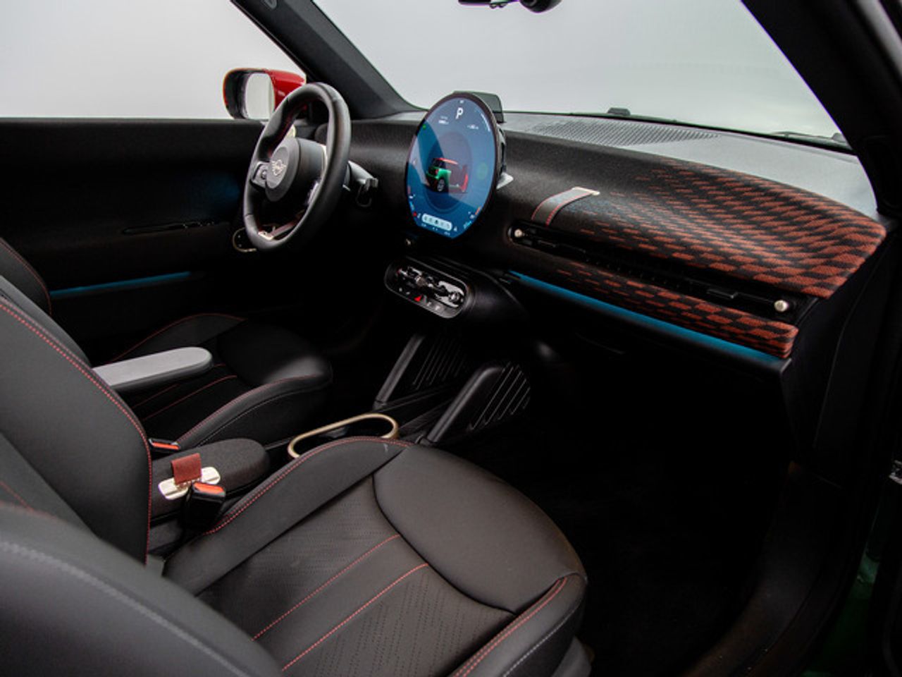 MINI Cooper e 135 kw (184 cv)  2025 Eléctrico - Foto 9