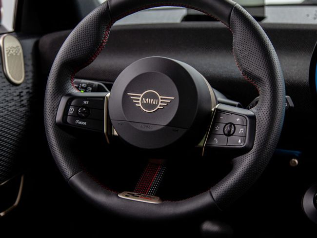 MINI Cooper e 135 kw (184 cv)