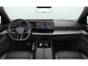 BMW Serie 5 530e 220 kw (299 cv)  2025 Híbrido (Gasolina) - Foto 7