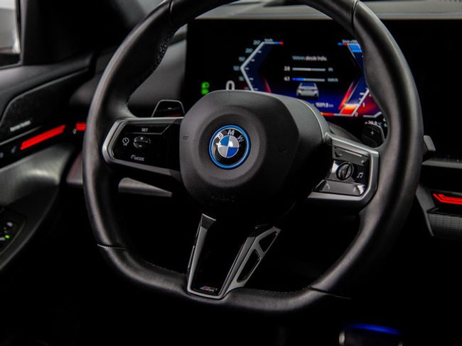 BMW Serie 5 530e 220 kw (299 cv)