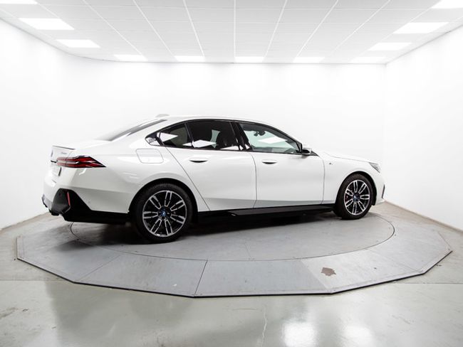 BMW Serie 5 530e 220 kw (299 cv)