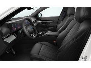 BMW Serie 5 530e 220 kw (299 cv)  2025 Híbrido (Gasolina) - Foto 5