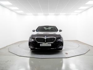 BMW i5 xdrive40 290 kw (394 cv)  2025 Eléctrico - Foto 3