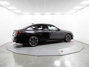 BMW i5 xdrive40 290 kw (394 cv)  2025 Eléctrico - Foto 21