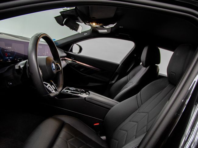 BMW i5 xdrive40 290 kw (394 cv)