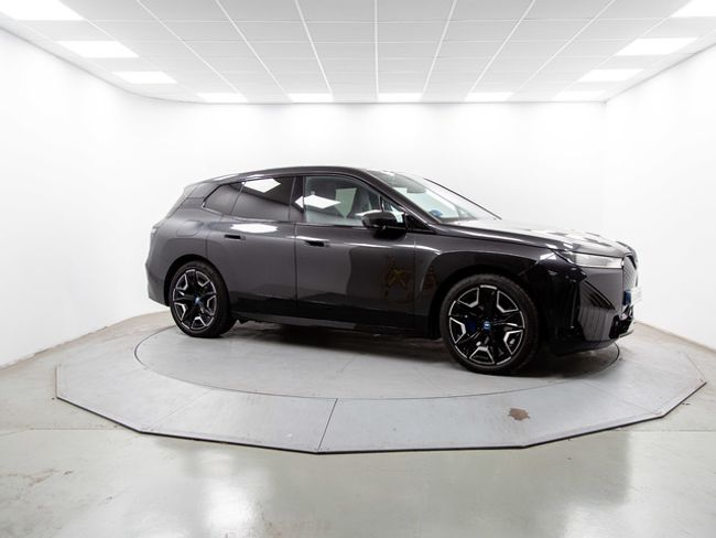 BMW iX xdrive40 240 kw (326 cv)