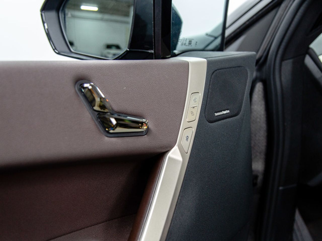 BMW iX xdrive40 240 kw (326 cv)  2024 Eléctrico - Foto 16