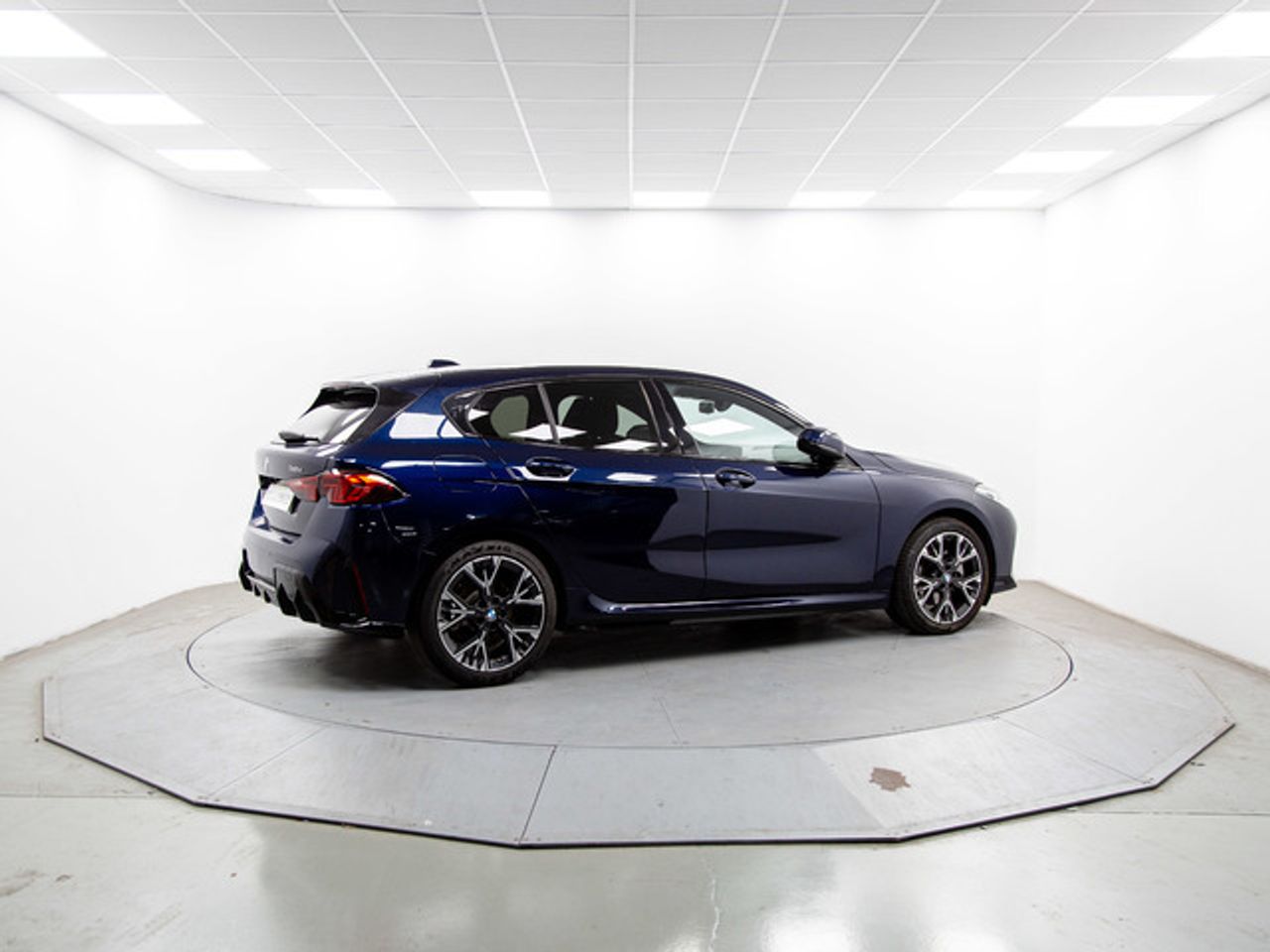 BMW Serie 1 120d 120 kw (163 cv)  2025 Diésel - Foto 12