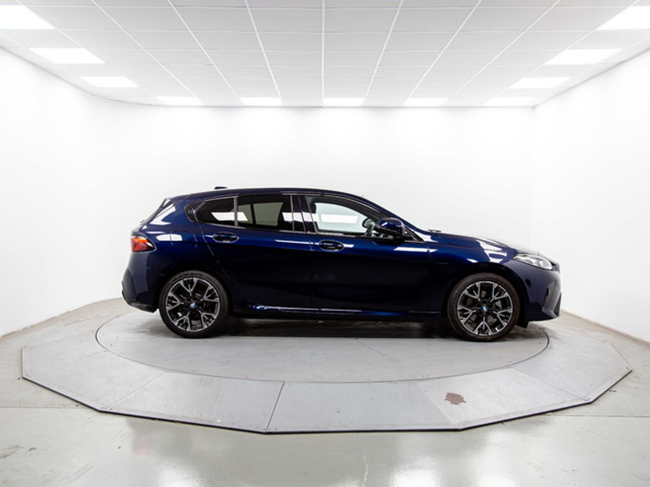 BMW Serie 1 120d 120 kw (163 cv)  2025 Diésel - Foto 13