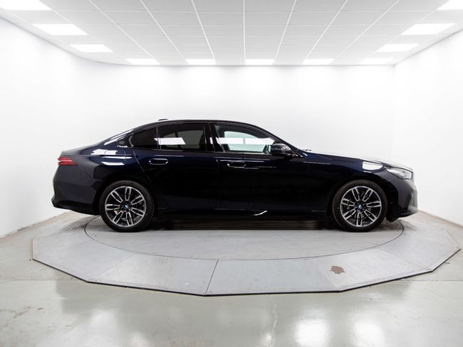BMW i5 edrive40 250 kw (340 cv)
