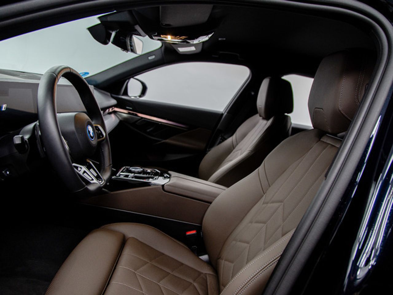 BMW i5 edrive40 250 kw (340 cv)  2025 Eléctrico - Foto 15