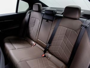 BMW i5 edrive40 250 kw (340 cv)  2025 Eléctrico - Foto 17