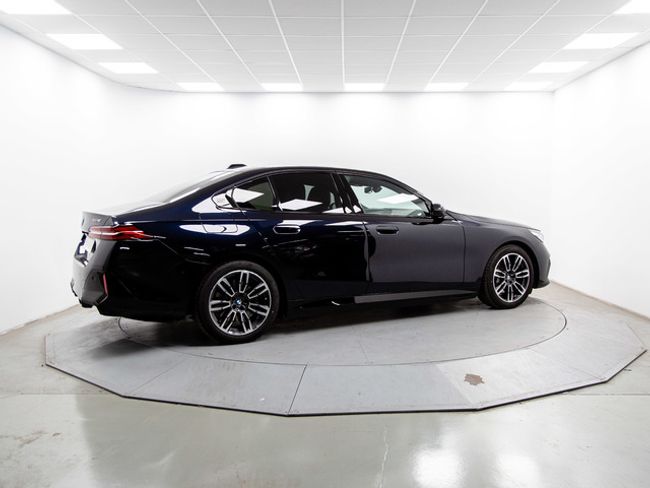 BMW i5 edrive40 250 kw (340 cv)