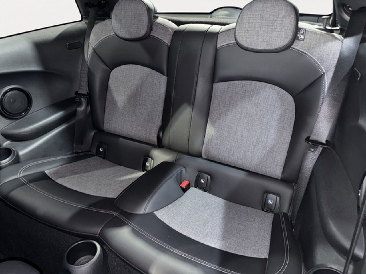 MINI Cooper se 135 kw (184 cv)  2022 Eléctrico - Foto 10