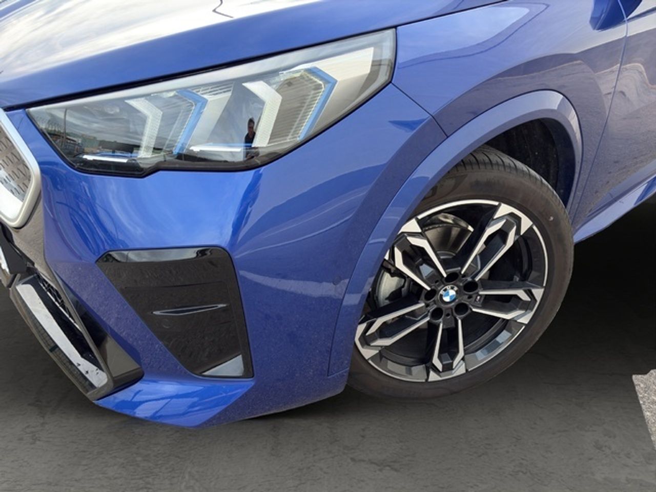 BMW iX2 edrive20 150 kw (204 cv)  2025 Eléctrico - Foto 7