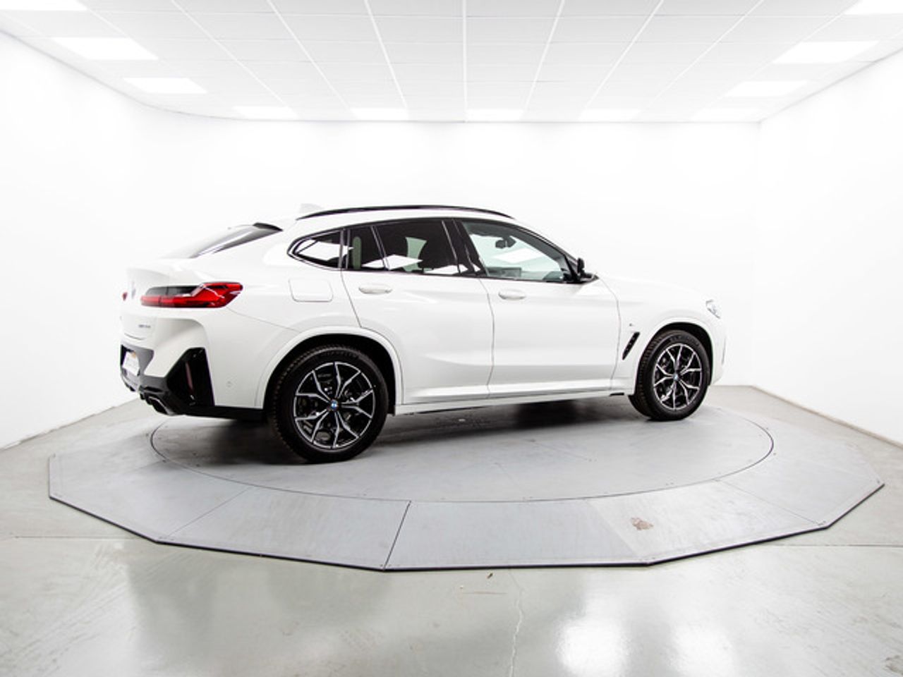 BMW X4 xdrive30d xline 210 kw (286 cv)  2025 Diésel - Foto 12