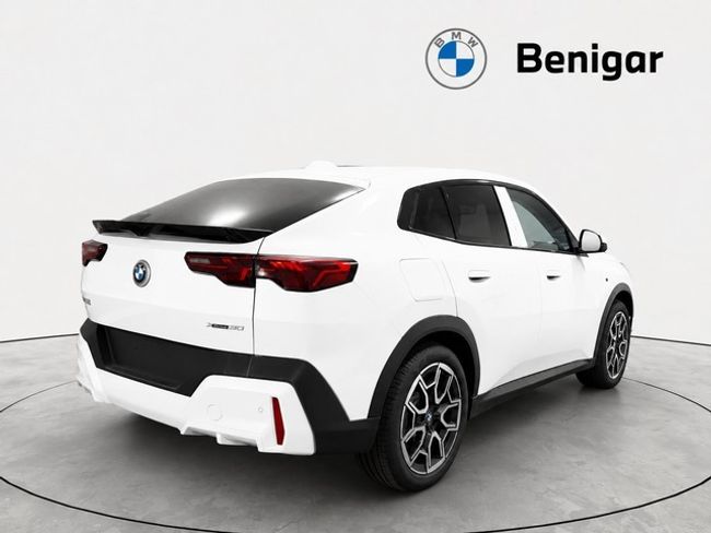 BMW iX2 xdrive30 230 kw (313 cv)