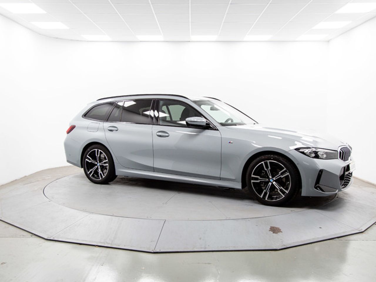 BMW Serie 3 318d touring 110 kw (150 cv)  2026 Diésel - Foto 14