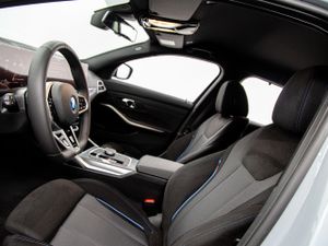 BMW Serie 3 318d touring 110 kw (150 cv)  2026 Diésel - Foto 27
