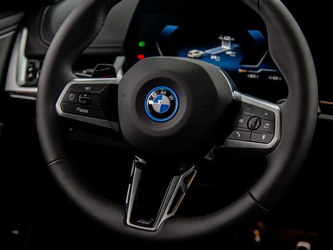BMW iX1 edrive20 150 kw (204 cv)