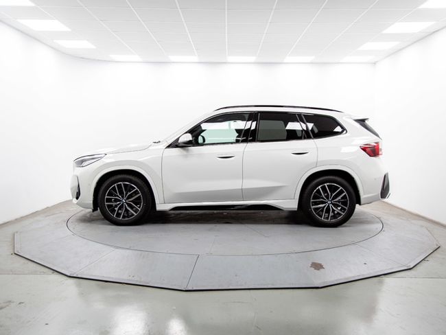 BMW iX1 edrive20 150 kw (204 cv)