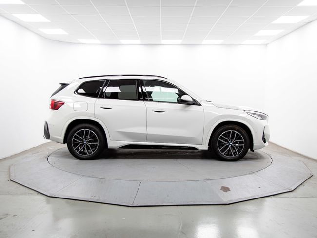 BMW iX1 edrive20 150 kw (204 cv)