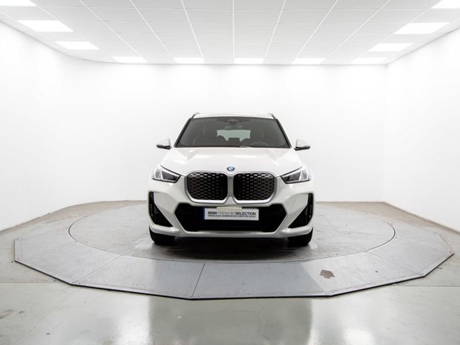 BMW iX1 edrive20 150 kw (204 cv)