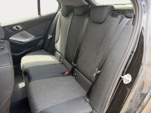 BMW Serie 1 118d 110 kw (150 cv)  2025 Diésel - Foto 17