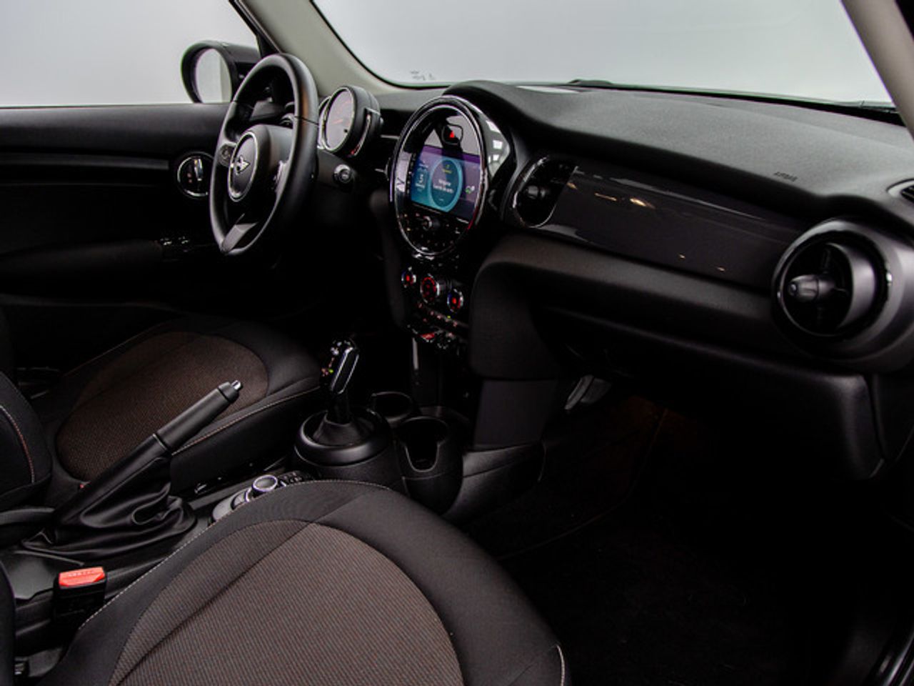 MINI Cooper 100 kw (136 cv)  2022 Gasolina - Foto 9