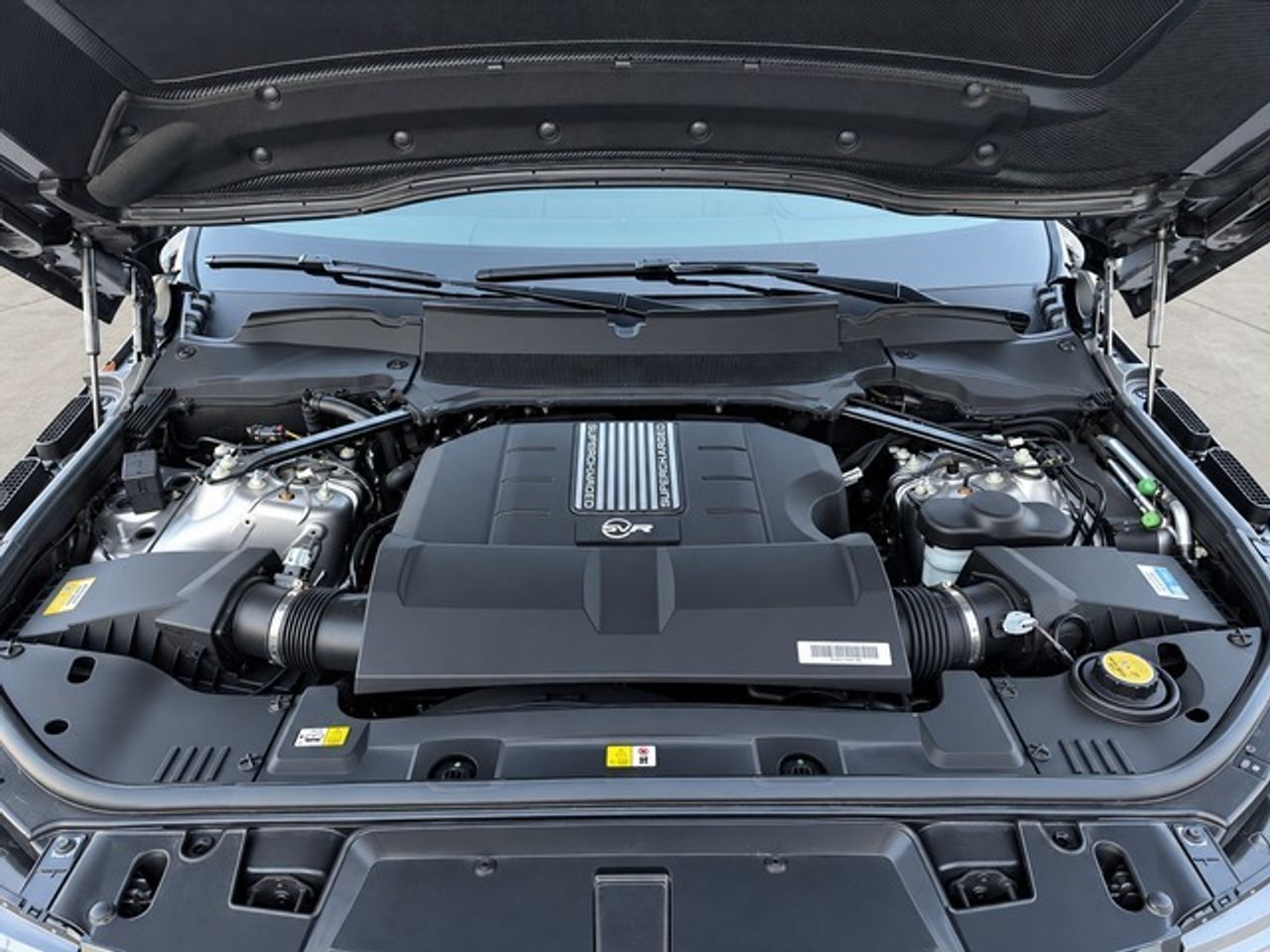 Land-Rover Range Rover Sport 5.0 v8 supercharged svr 423 kw (575 cv)  2020 Gasolina - Foto 16