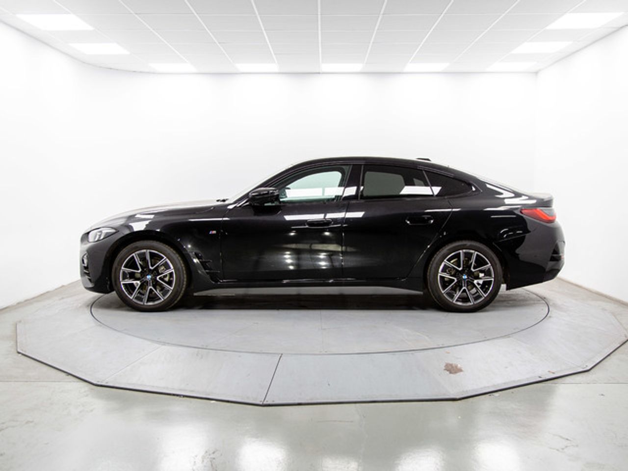 BMW Serie 4 420d gran coupe 140 kw (190 cv)  2025 Diésel - Foto 4