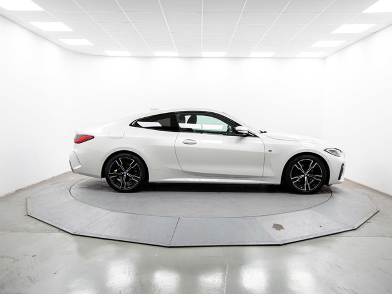 BMW Serie 4 420d coupe 140 kw (190 cv)  2022 Diésel - Foto 13