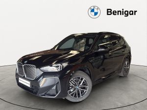 BMW iX1 edrive20 150 kw (204 cv)  2025 Eléctrico - Foto 2