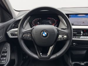 BMW Serie 1 118i 103 kw (140 cv)  2022 Gasolina - Foto 29