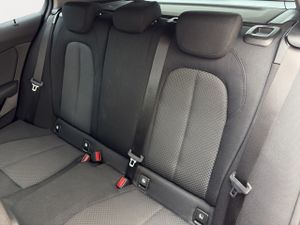 BMW Serie 1 118i 103 kw (140 cv)  2022 Gasolina - Foto 17