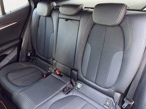 BMW X2 sdrive18d business 110 kw (150 cv)  2023 Diésel - Foto 17