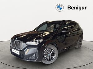 BMW iX1 edrive20 150 kw (204 cv)  2025 Eléctrico - Foto 2