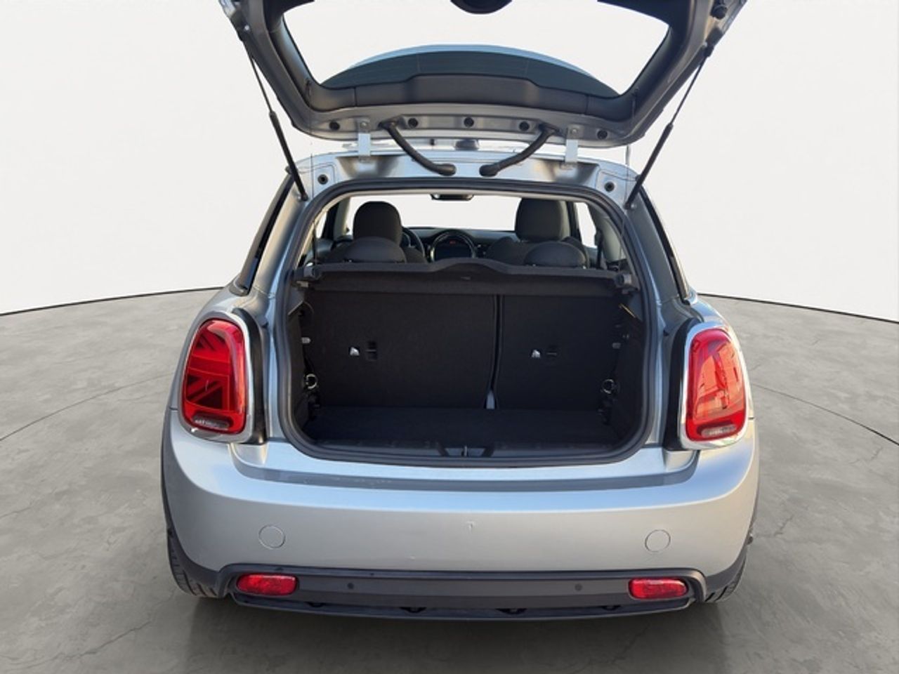 MINI Cooper se 135 kw (184 cv)  2023 Eléctrico - Foto 12