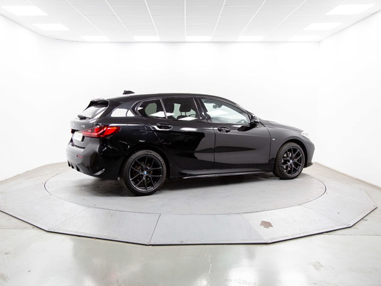 BMW Serie 1 118i 103 kw (140 cv)  2021 Gasolina - Foto 12