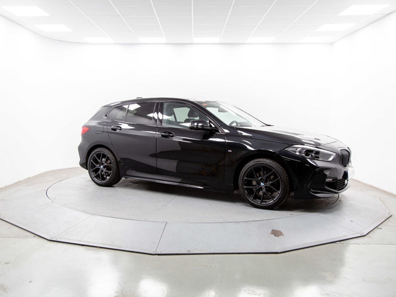 BMW Serie 1 118i 103 kw (140 cv)  2021 Gasolina - Foto 14