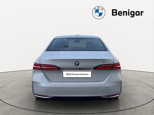 BMW Serie 5 520d 145 kw (197 cv)  2024 Diésel - Foto 9