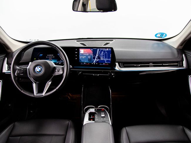BMW iX1 edrive20 150 kw (204 cv)