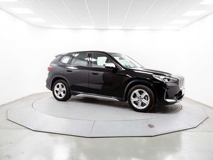 BMW iX1 edrive20 150 kw (204 cv)  2024 Eléctrico - Foto 25