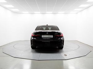 BMW Serie 3 318d 110 kw (150 cv)  2024 Diésel - Foto 9