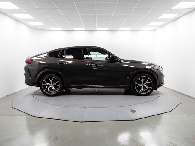 BMW X6 m60i xdrive 390 kw (530 cv)