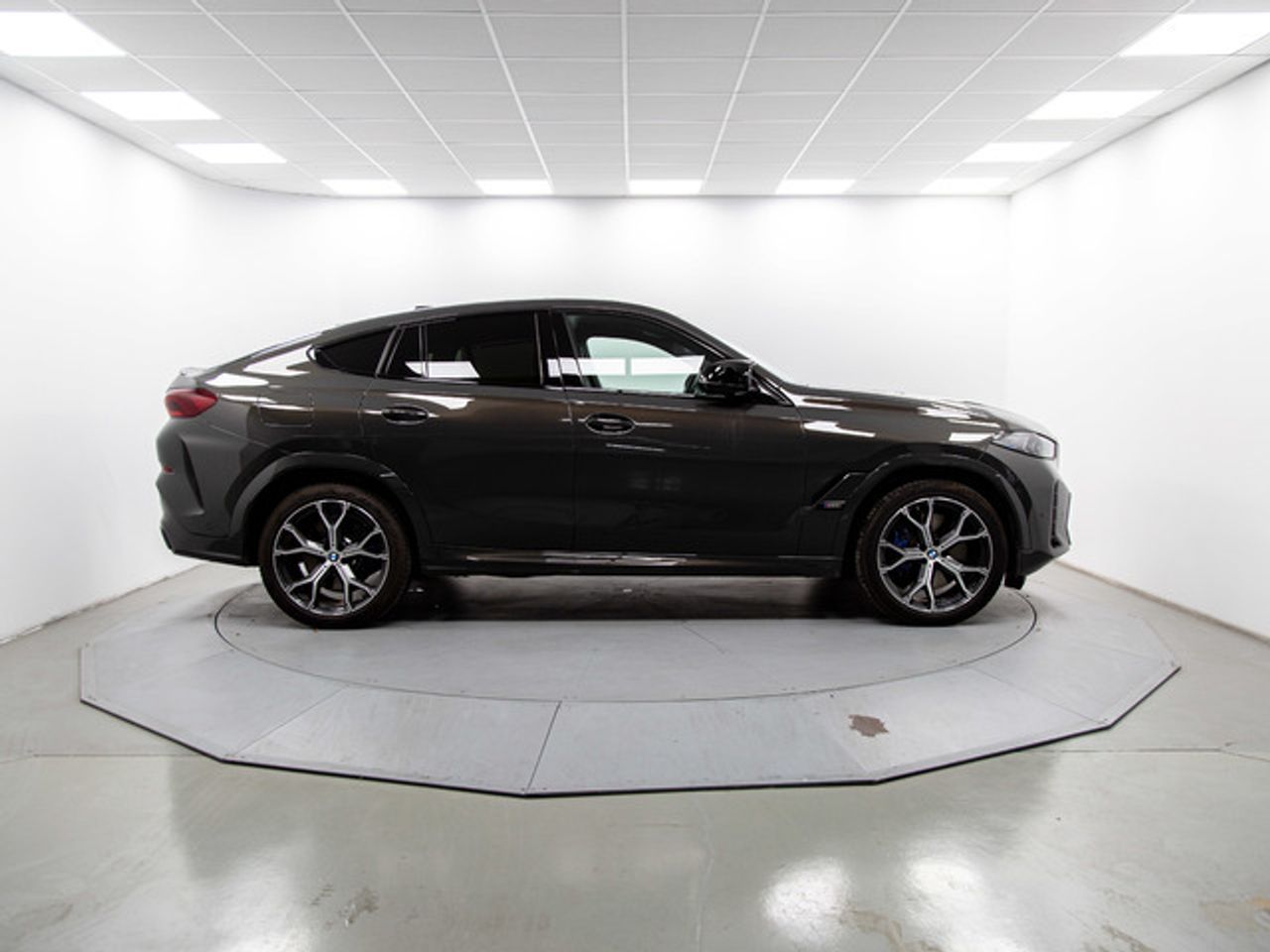 BMW X6 m60i xdrive 390 kw (530 cv)  2025 Gasolina - Foto 13