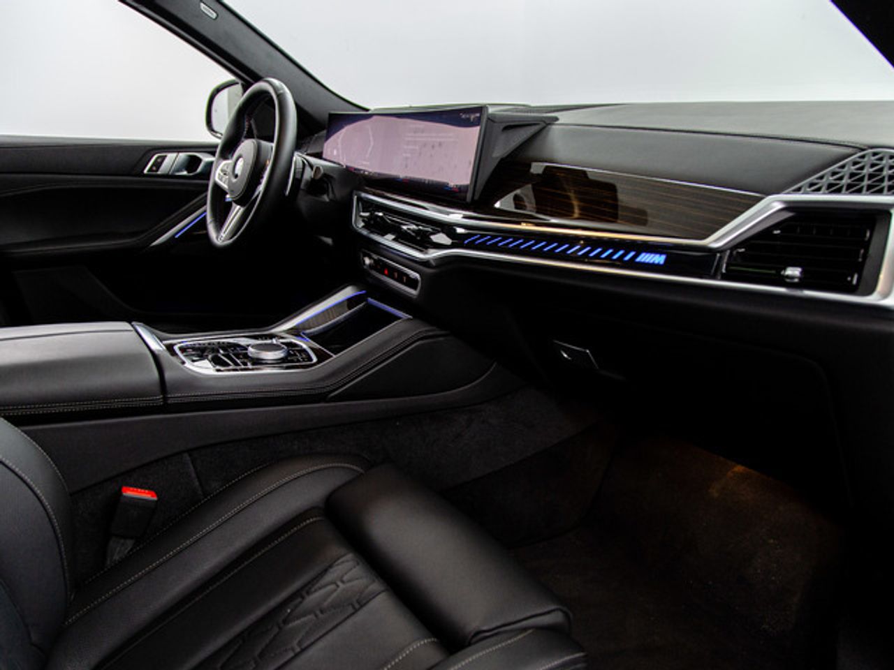 BMW X6 m60i xdrive 390 kw (530 cv)  2025 Gasolina - Foto 9