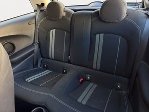 MINI Cooper se 135 kw (184 cv)  2022 Eléctrico - Foto 17