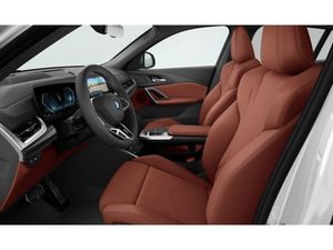 BMW iX2 edrive20 150 kw (204 cv)  2026 Eléctrico - Foto 5
