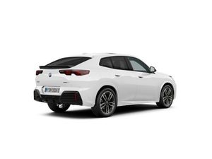 BMW iX2 edrive20 150 kw (204 cv)  2026 Eléctrico - Foto 3